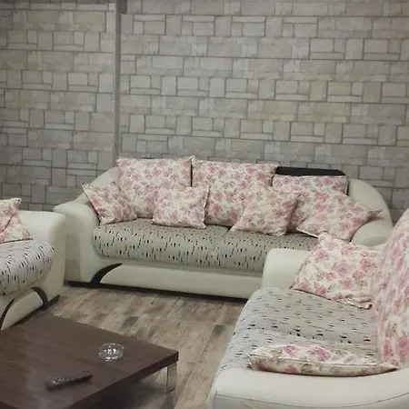 Basari Apart شقة *